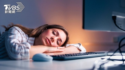 午覺別睡太久！超過1小時死亡風險增　醫：30分鐘就夠了
